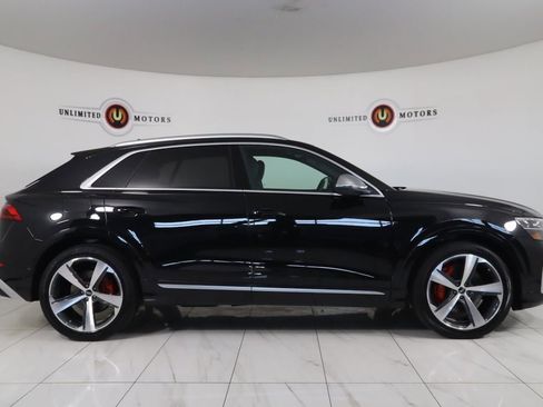 Used 2024 Audi SQ8 Premium Plus image 2