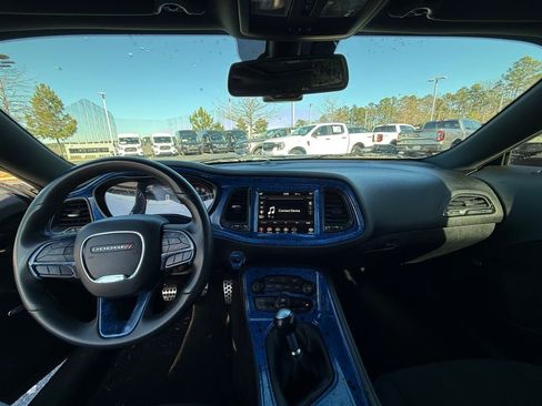 Used 2023 Dodge Challenger R/T w/ Blacktop Package image 27