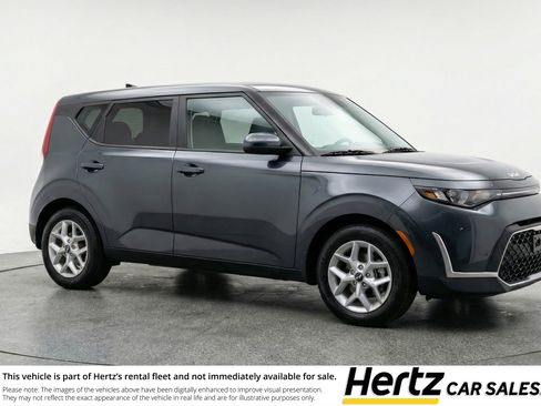 Used 2025 Kia Soul LX w/ LX Technology Package image 1