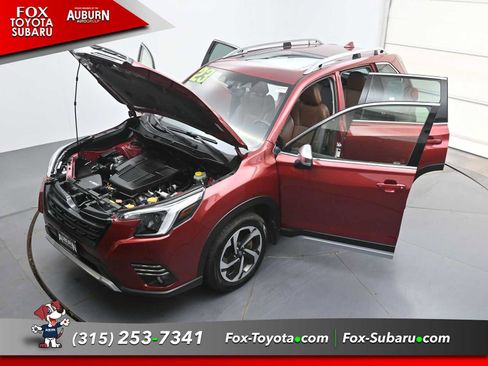 Used 2023 Subaru Forester Touring AWD/4WD image 42