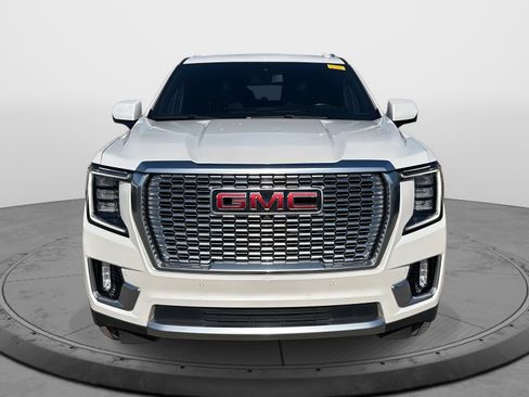 Certified 2022 GMC Yukon Denali image 2