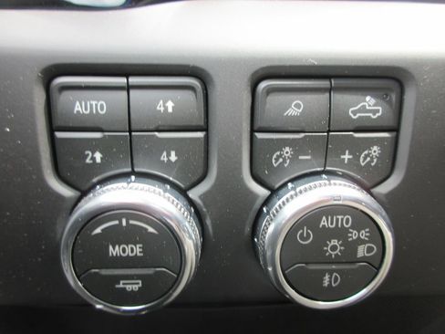 New 2026 GMC Sierra 2500 AT4X AWD/4WD image 18