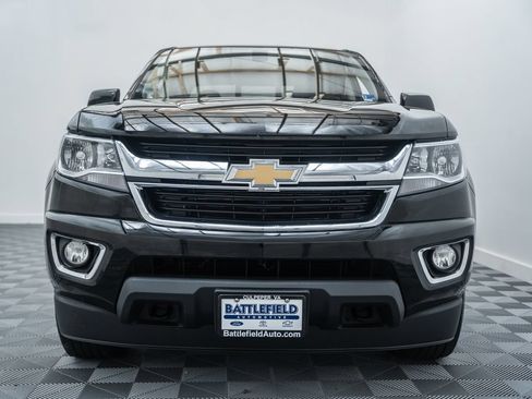 Used 2019 Chevrolet Colorado LT w/ LT Convenience Package AWD/4WD image 2