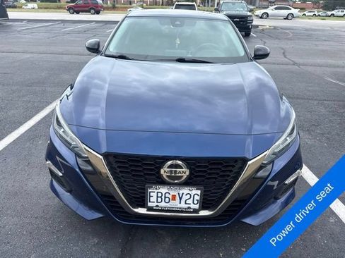 Used 2020 Nissan Altima 2.5 SR w/ Premium Package FWD image 6