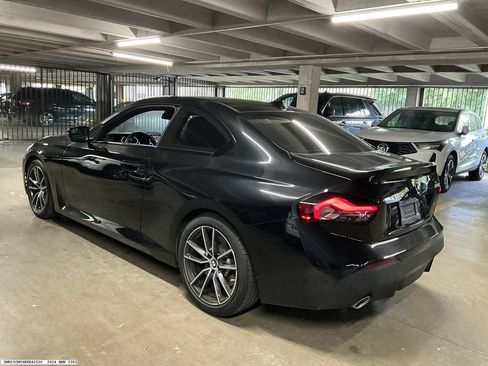 Used 2024 BMW 230i Coupe w/ Convenience Package RWD image 5