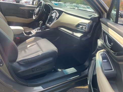 Used 2021 Subaru Outback Limited image 17