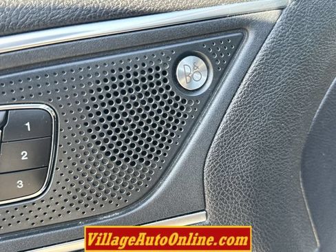 Used 2019 Ford Edge ST w/ Equipment Group 401A AWD/4WD image 12