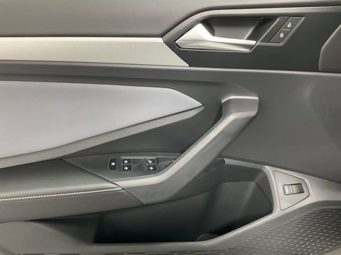 New 2026 Volkswagen Jetta SE image 15