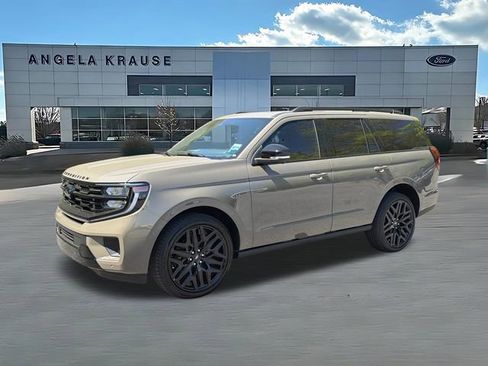 New 2026 Ford Expedition Platinum AWD/4WD image 3