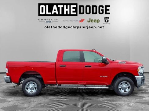 Certified 2024 RAM 2500 Big Horn w/ Bed Utility Group AWD/4WD image 27