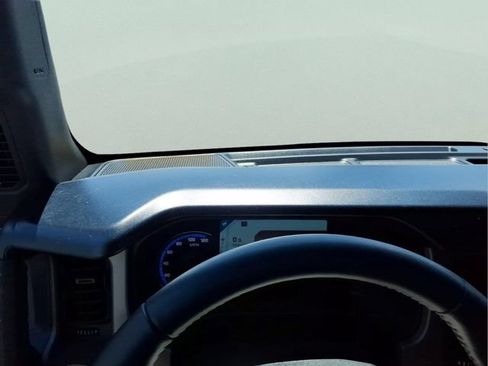 Used 2023 Ford Bronco Outer Banks AWD/4WD image 30