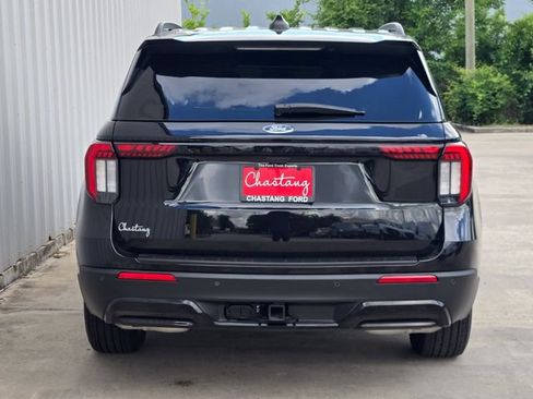 Used 2025 Ford Explorer ST-Line RWD image 9