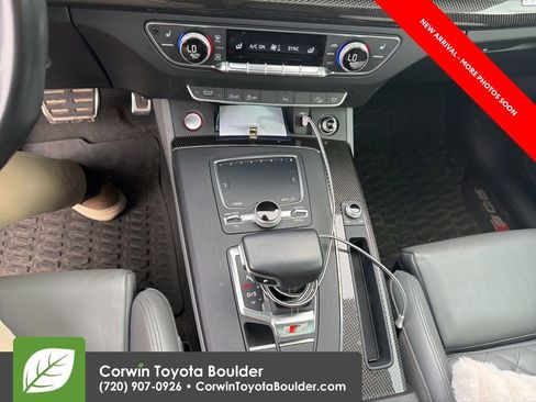 Used 2020 Audi SQ5 Premium Plus w/ Premium Plus Package image 12