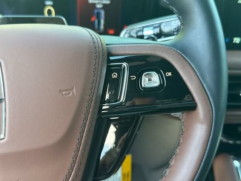 New 2026 Lincoln Aviator Reserve AWD/4WD image 28