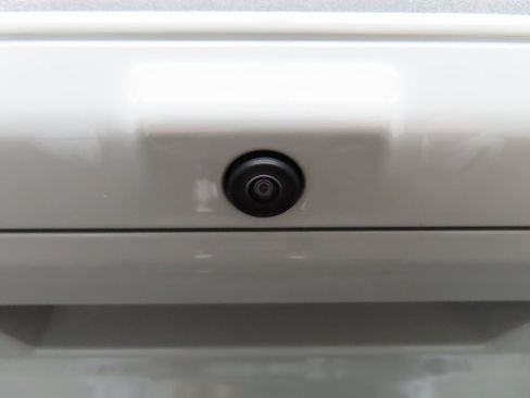 Used 2025 Ford F250 Platinum w/ FX4 Off-Road Package image 44