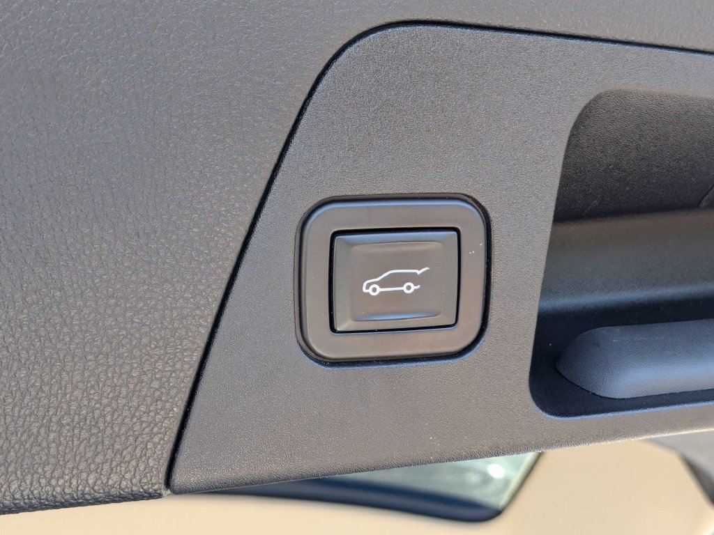 Used 2019 Buick Envision Preferred FWD image 14