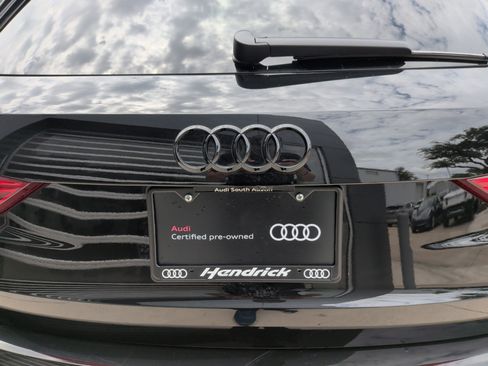 Certified 2025 Audi Q3 2.0T Premium Plus w/ Premium Plus Package AWD/4WD image 44