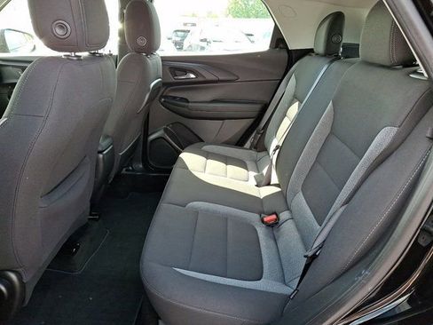 Used 2022 Chevrolet TrailBlazer LS FWD image 13