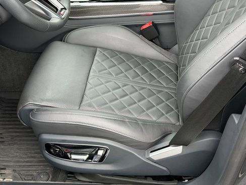 Used 2023 Audi S8 4.0T w/ S8 Comfort Plus Package image 23