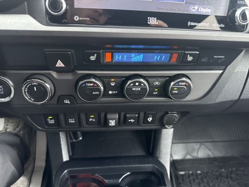 Used 2020 Toyota Tacoma TRD Pro image 29