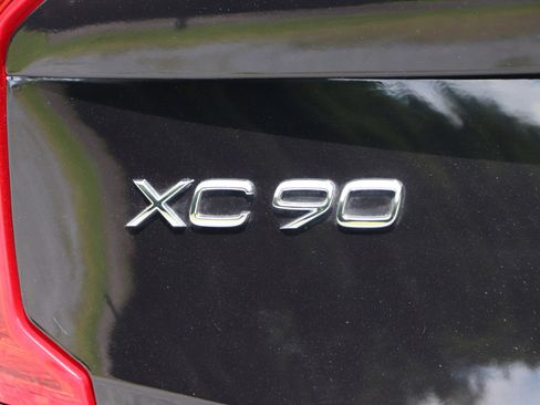 Used 2023 Volvo XC90 T8 Ultimate image 5