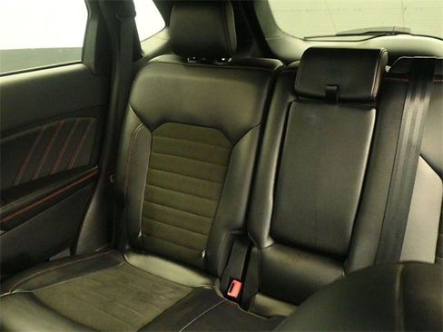 Used 2024 Ford Edge ST-Line image 21