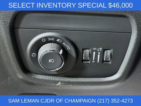 New 2026 Jeep Grand Cherokee L Limited w/ Limited Altitude Package AWD/4WD image 10