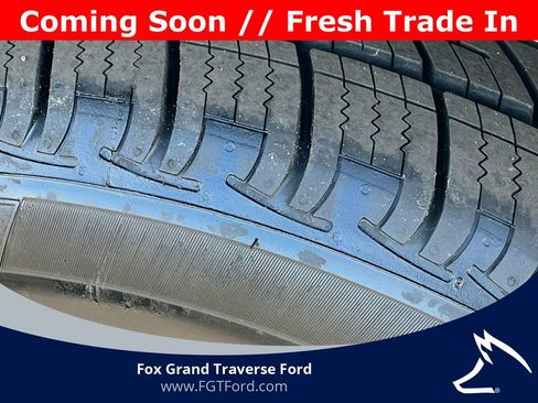 Certified 2024 Ford Edge Titanium w/ Class II Trailer Tow Package AWD/4WD image 9