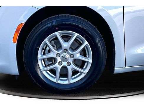 Certified 2024 Chrysler Voyager LX FWD image 52