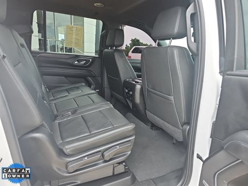 Used 2024 Chevrolet Suburban LT AWD/4WD image 36