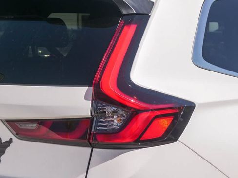 Used 2025 Honda CR-V Sport image 10