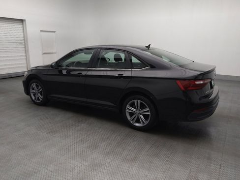 Used 2024 Volkswagen Jetta SE image 3