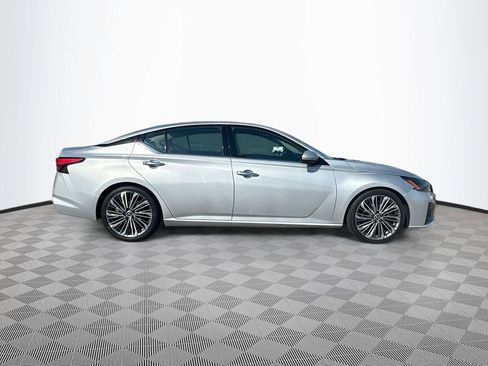 Used 2023 Nissan Altima 2.5 SL image 4