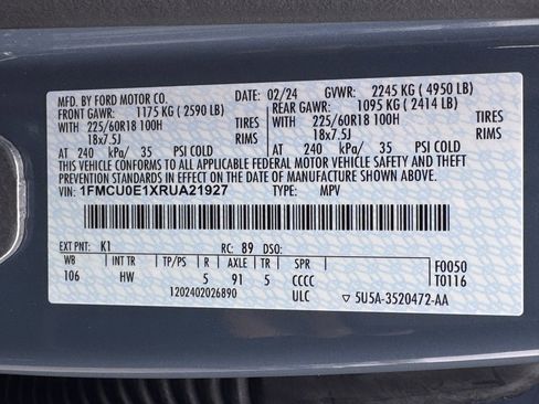 Used 2024 Ford Escape SE image 45