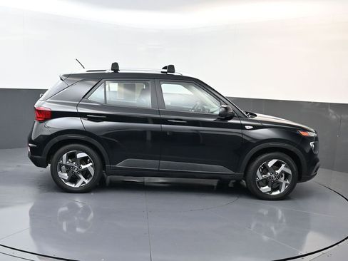 Certified 2024 Hyundai Venue SEL FWD image 3