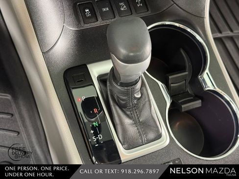 Used 2018 Toyota Highlander Limited Platinum AWD/4WD image 37
