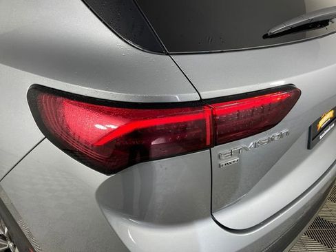 Certified 2025 Buick Envision Preferred image 18