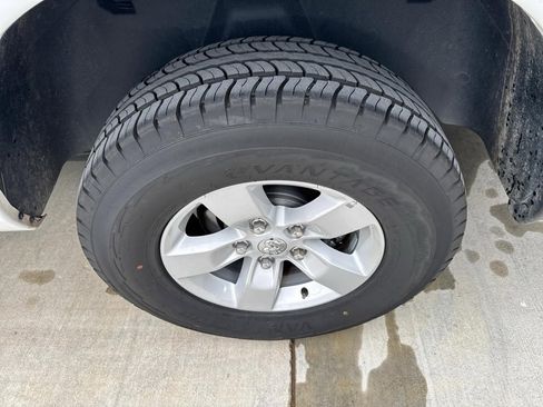 Used 2023 RAM 1500 Classic SLT w/ Trailer & Traction Group image 17