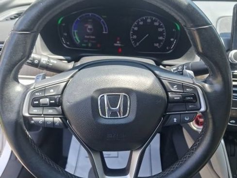 Used 2020 Honda Accord Touring image 14