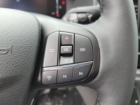 New 2026 Ford Transit 250 148 Medium Roof image 18