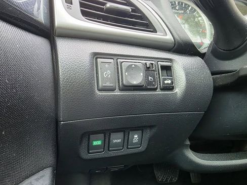 Used 2017 Nissan Sentra SR image 24
