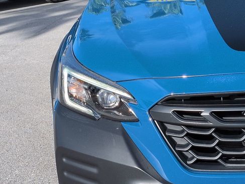 Used 2022 Subaru Outback Wilderness w/ Wilderness Package image 9