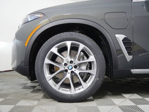 Used 2026 BMW X5 xDrive50e AWD/4WD image 7