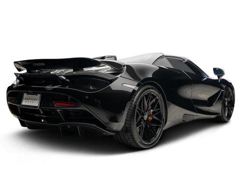 Used 2020 McLaren 720S Spider RWD image 20