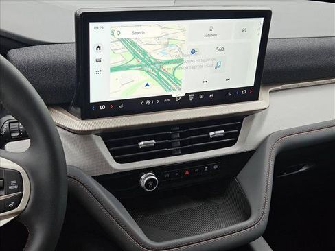 New 2026 Ford Explorer Active RWD image 12