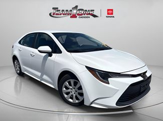 Used 2025 Toyota Corolla LE FWD video 1