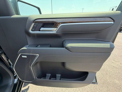New 2026 GMC Sierra 1500 Elevation w/ Preferred Package AWD/4WD image 18