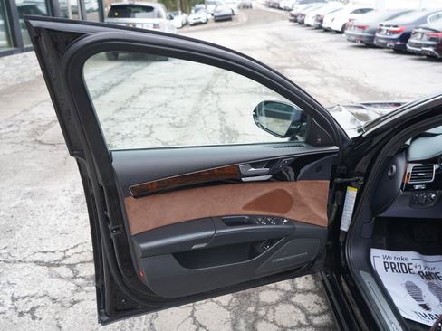 Used 2016 Audi A8 L 4.0T w/ Driver Assistance Package image 16