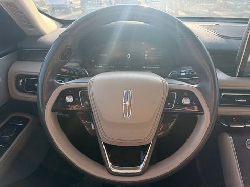 Used 2022 Lincoln Aviator Reserve w/ Equipment Group 201A AWD/4WD image 9