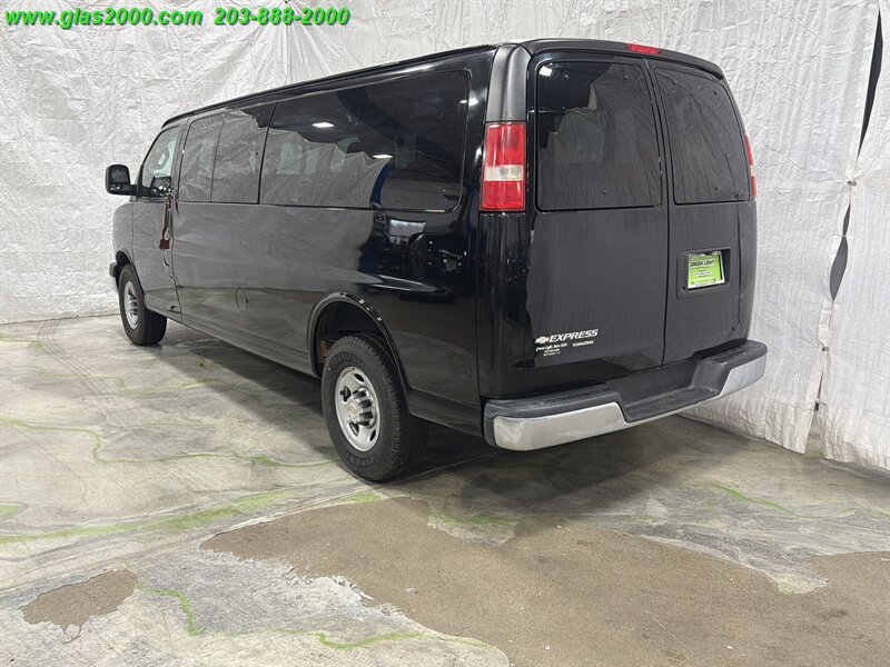 Used 2016 Chevrolet Express 3500 LT w/ LT Preferred Equipment Group RWD image 7